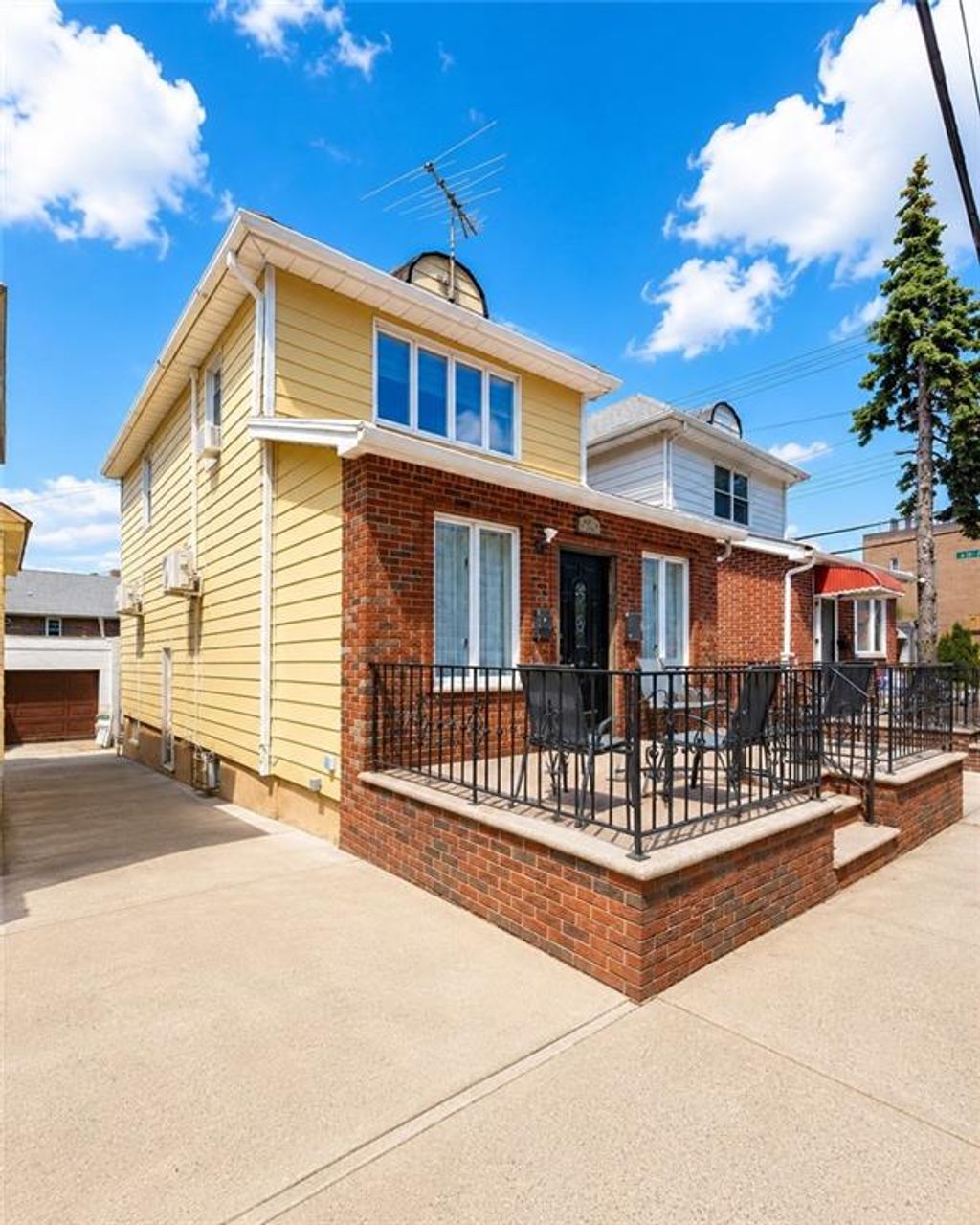Photo of 2504 7th Street, Brooklyn, NY 11235 (MLS # 501557)