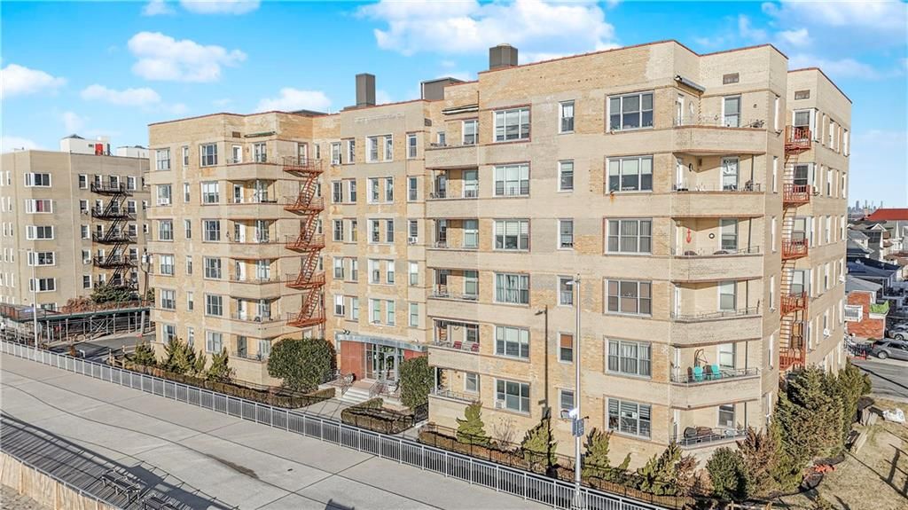 Photo of 12116 Ocean Promenade #1C, Rockaway Park, NY 11694 (MLS # 499270)