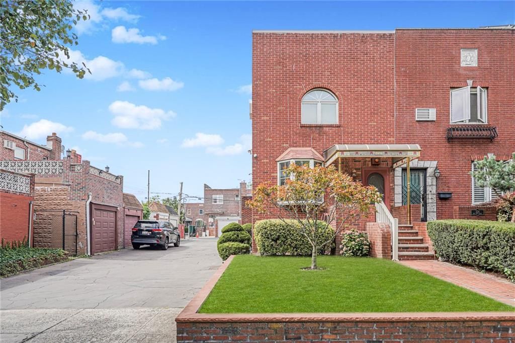 Photo of 326 Bay 14th Street, Brooklyn, NY 11214 (MLS # 495123)