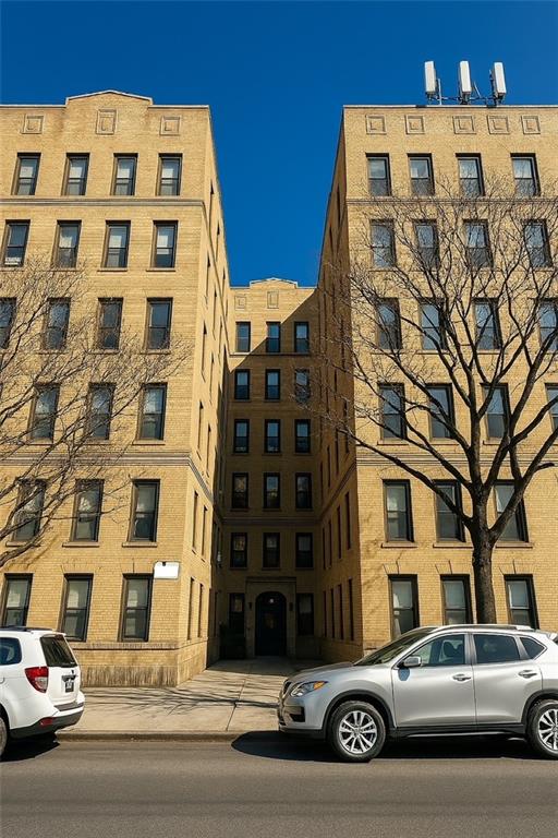 86-03 102nd Street #2D, Richmond Hill, New York image 1