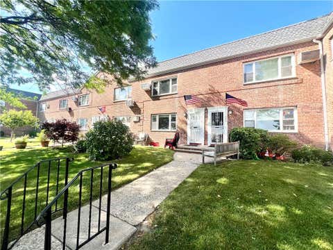 Homes For Sale - 1087 Shore Parkway #2B<br/> Brooklyn, NY 11228
