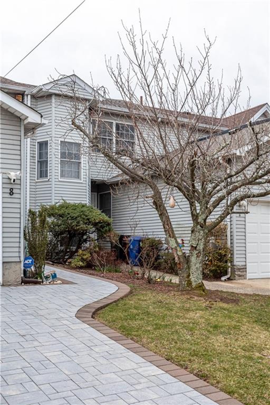 Photo of 4 Borman Avenue, Staten Island, NY 10314 (MLS # 499847)