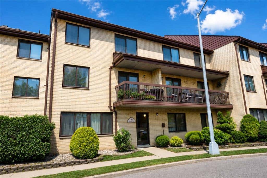 Photo of 10 Windham Loop #1B, Staten Island, NY 10314 (MLS # 503257)