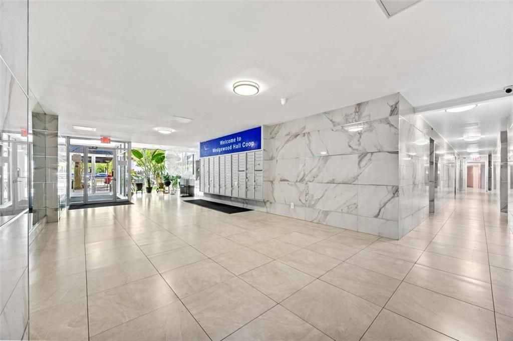 Photo of 2580 Ocean Parkway #4D, Brooklyn, NY 11235 (MLS # 501895)
