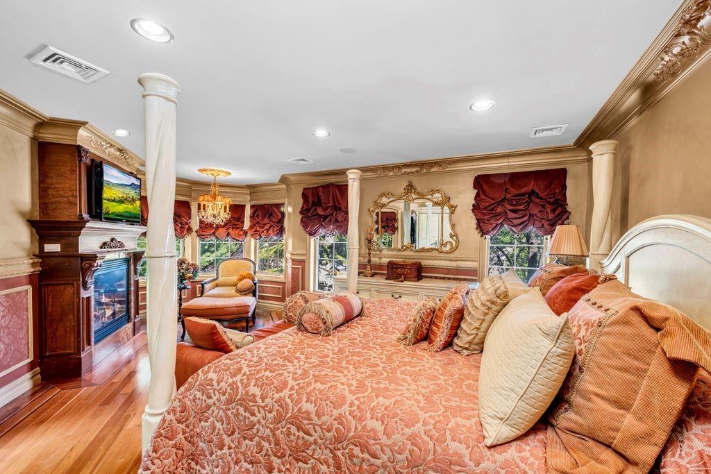 18 Ivan Ct, Staten Island, NY, 10309, USA, 4 Bedrooms Bedrooms, ,4 BathroomsBathrooms,Residential,Active,18 Ivan Ct,502577