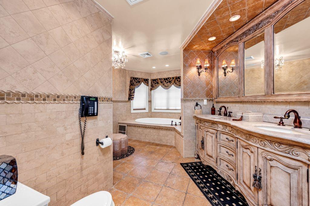 18 Ivan Ct, Staten Island, NY, 10309, USA, 4 Bedrooms Bedrooms, ,4 BathroomsBathrooms,Residential,Active,18 Ivan Ct,502577