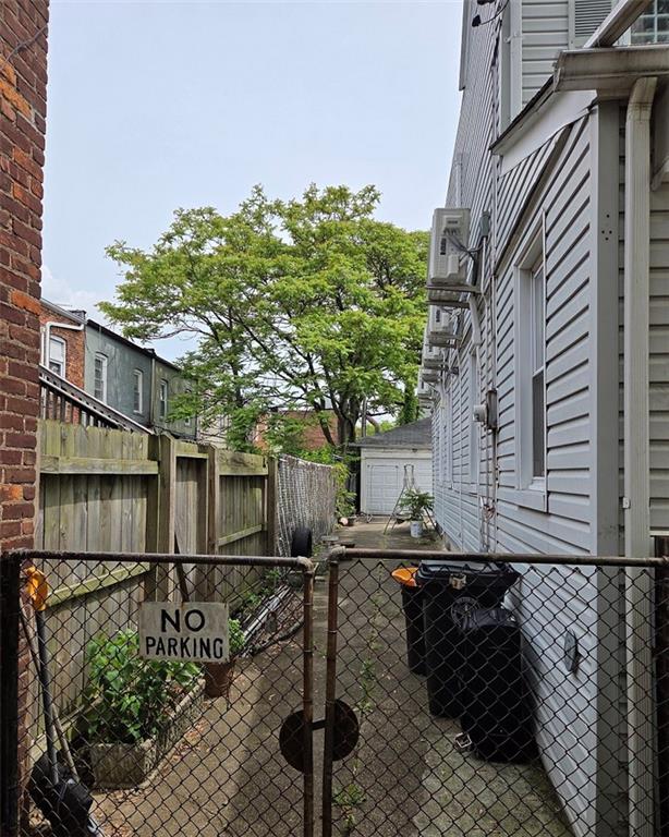 1711 East 36th Street, Brooklyn, New York image 3