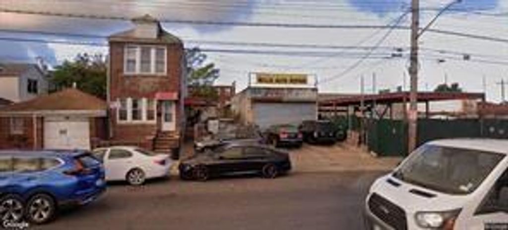 Photo of 994 Remsen Avenue, Brooklyn, NY 11236 (MLS # 494158)