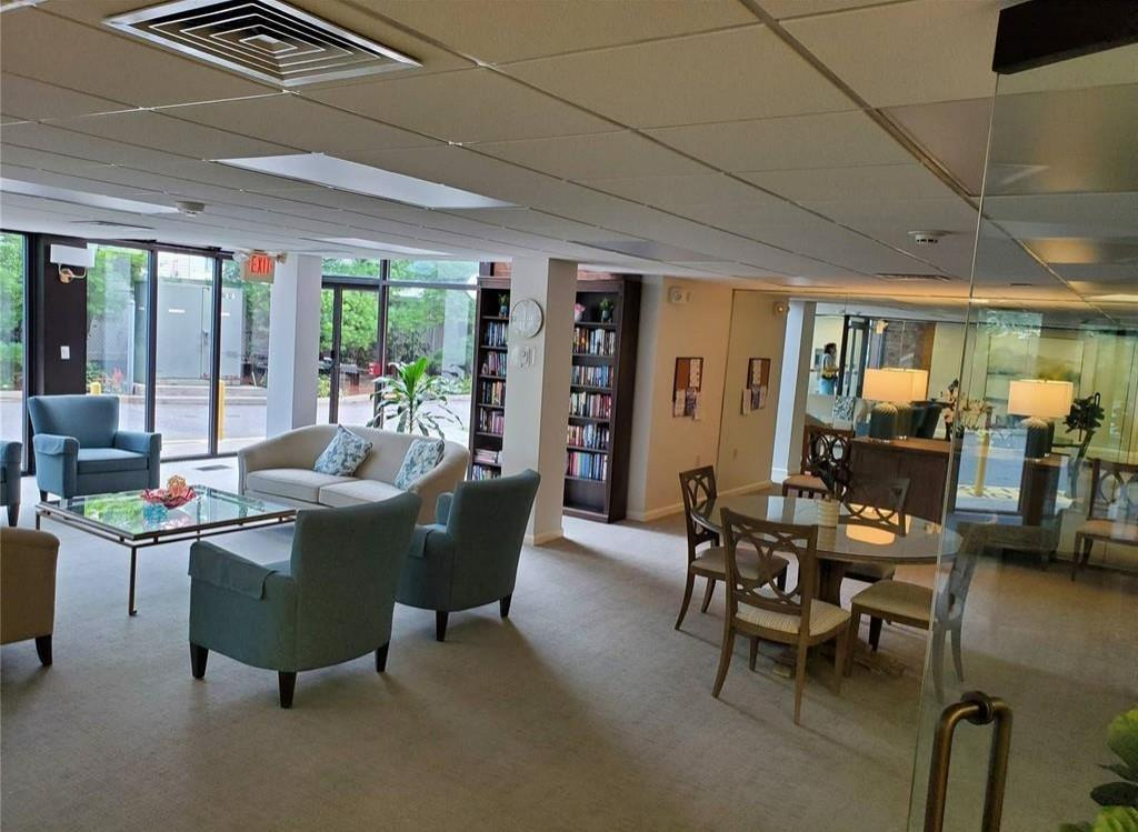 800 Willis Avenue #313, Nassau, New York image 4