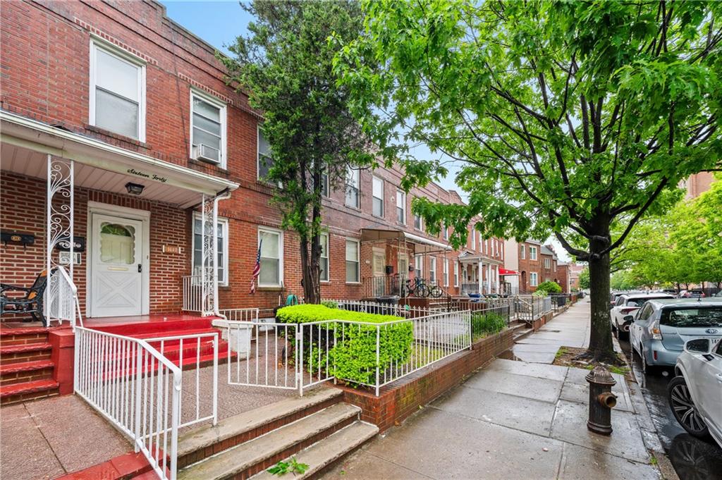 1640 1st Street, Brooklyn, New York image 2