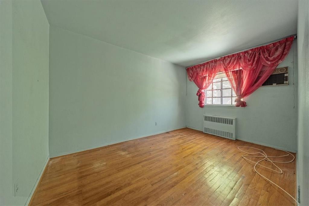 328 Wortman Avenue, Brooklyn, New York image 12