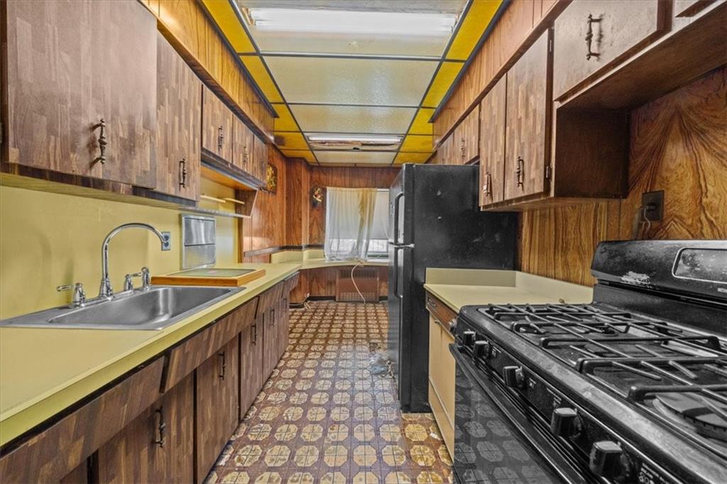 328 Wortman Avenue, Brooklyn, New York image 7