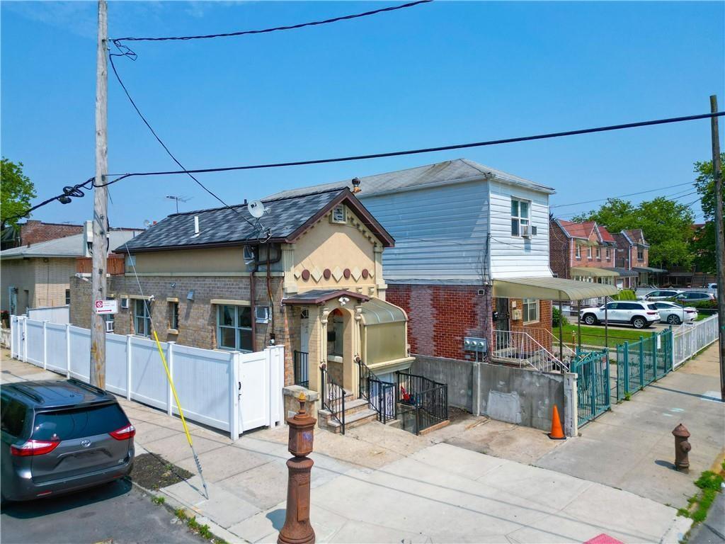 257 Bay 40th Street, Brooklyn, New York image 16