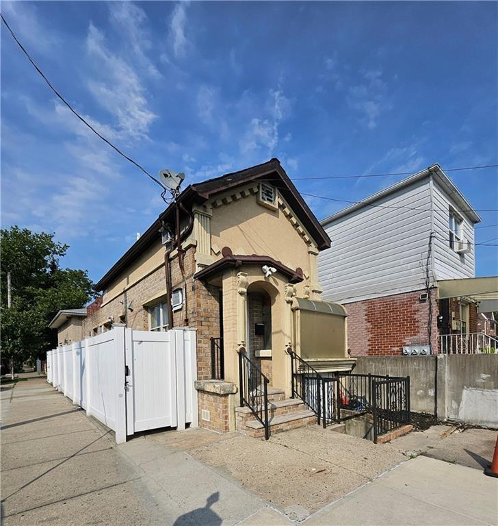 257 Bay 40th Street, Brooklyn, New York image 1