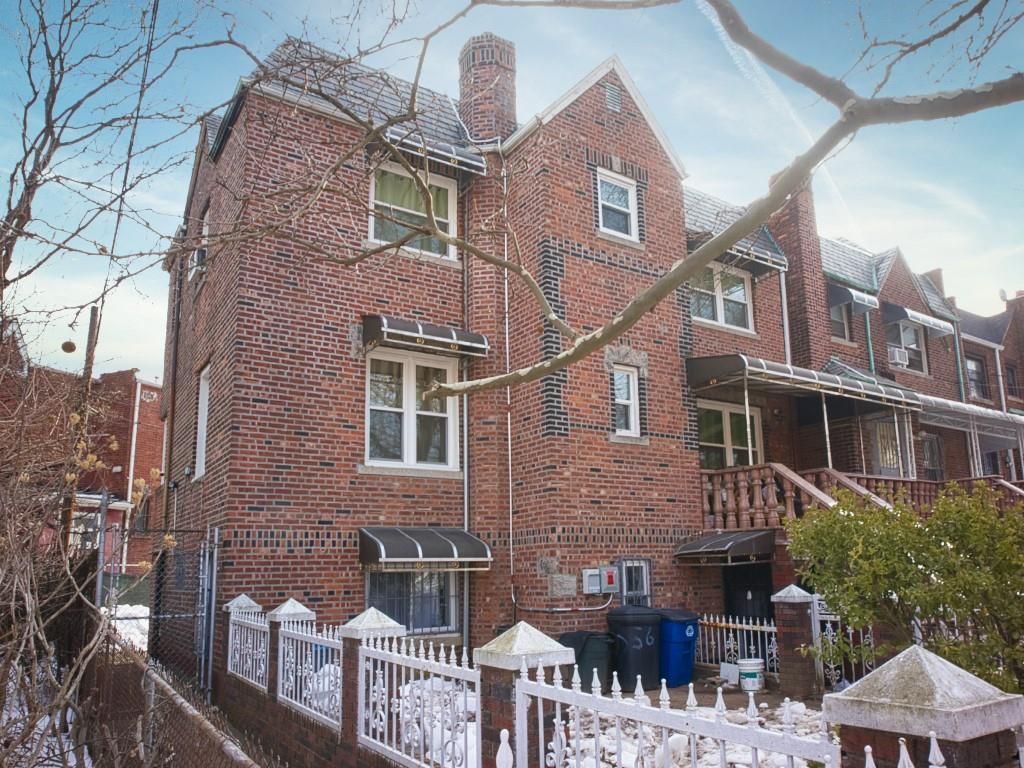 Photo of 27 56th Street, Brooklyn, NY 11203 (MLS # 498909)