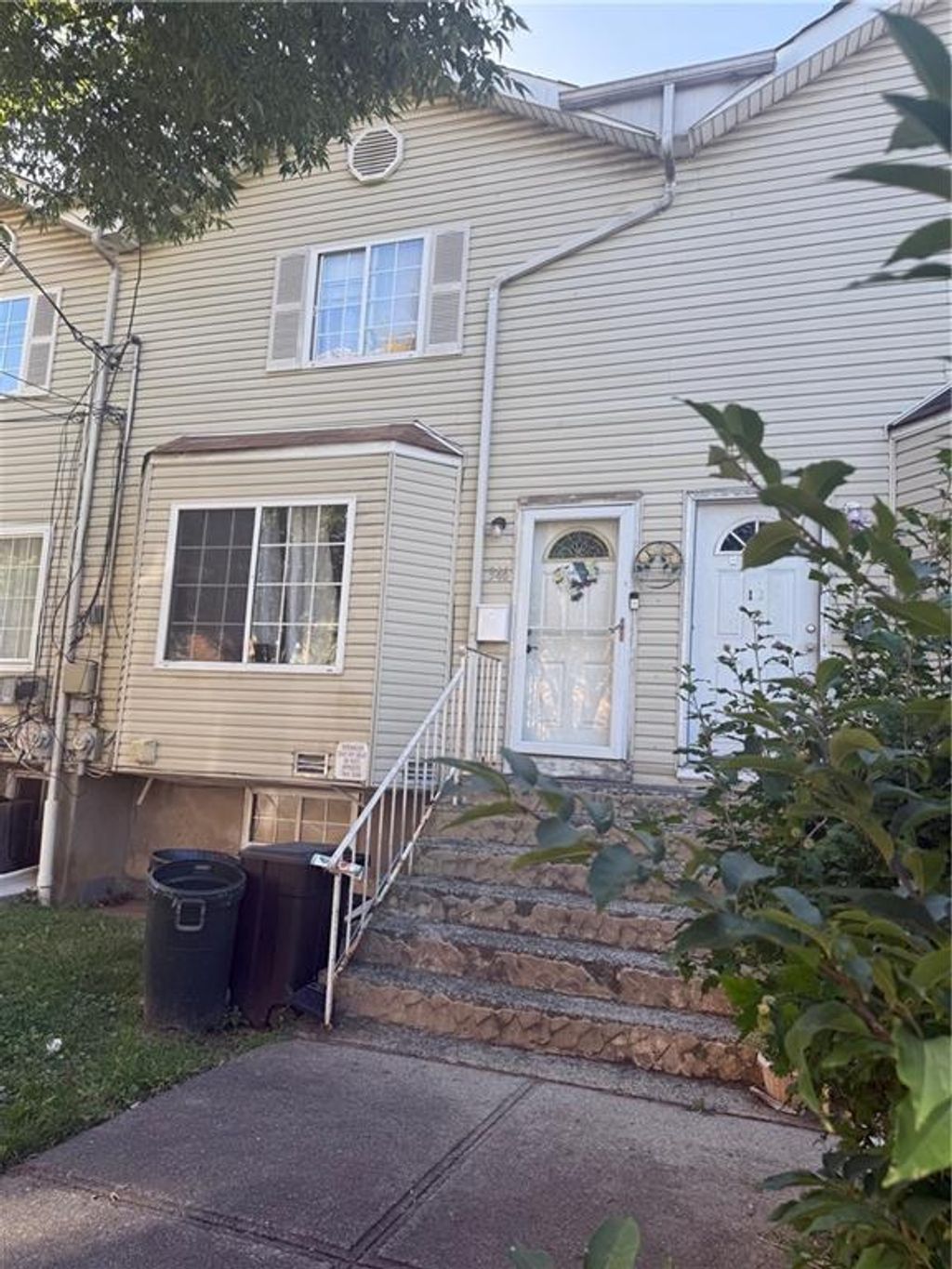 Photo of 346 Targee Street, Staten Island, NY 10304 (MLS # 495985)