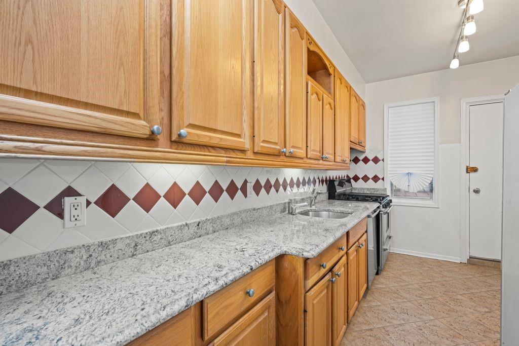 2117 East 38th Street St, Brooklyn, New York image 12
