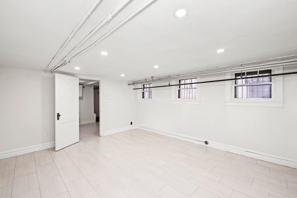 2117 East 38th Street St, Brooklyn, New York image 29