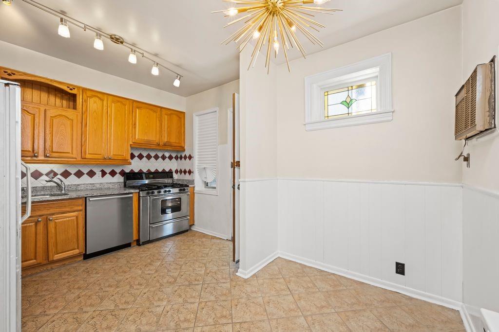 2117 East 38th Street St, Brooklyn, New York image 14