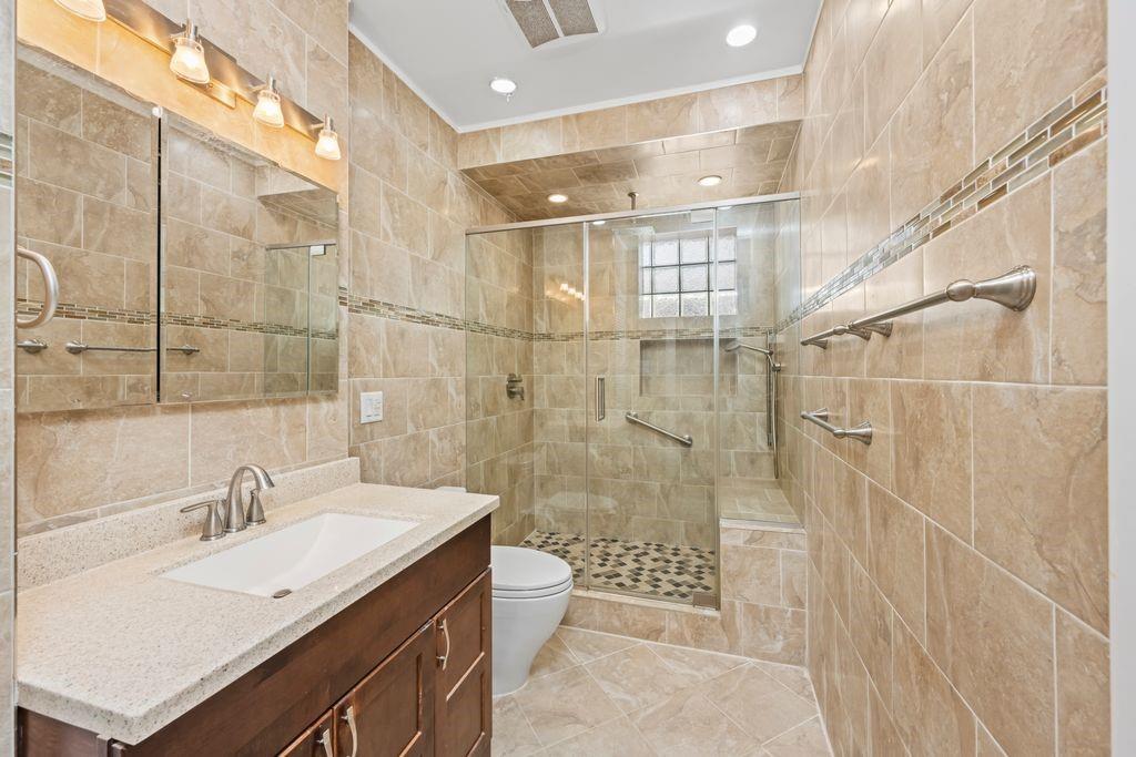 2117 East 38th Street St, Brooklyn, New York image 27