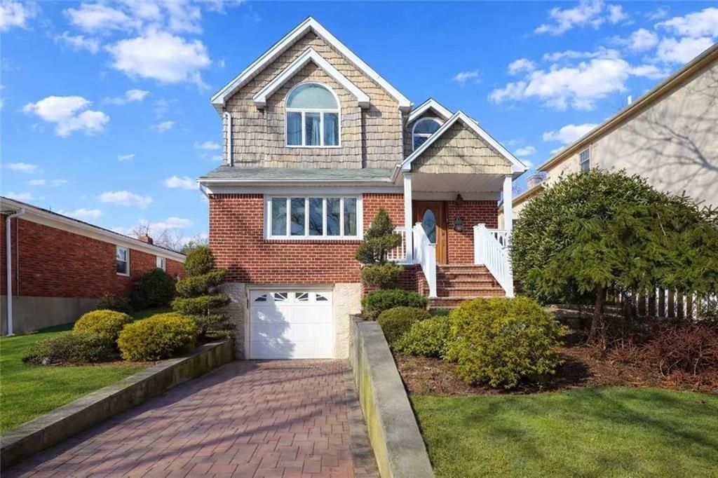 Photo of 335 Lightner Avenue, Staten Island, NY 10314 (MLS # 499119)