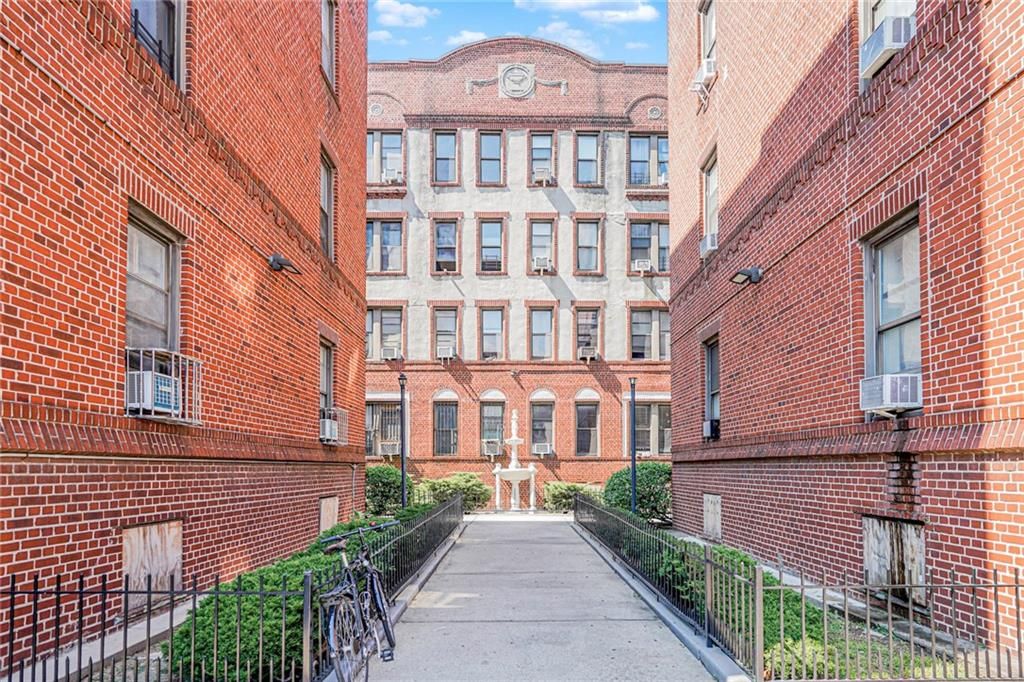 Photo of 79 Avenue O #B2, Brooklyn, NY 11204 (MLS # 494352)