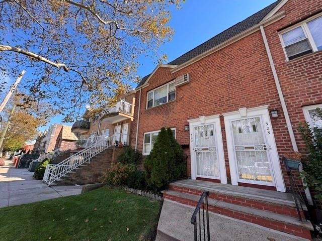 Photo of 323 Bay 8th Street #1B, Brooklyn, NY 11228 (MLS # 505309)
