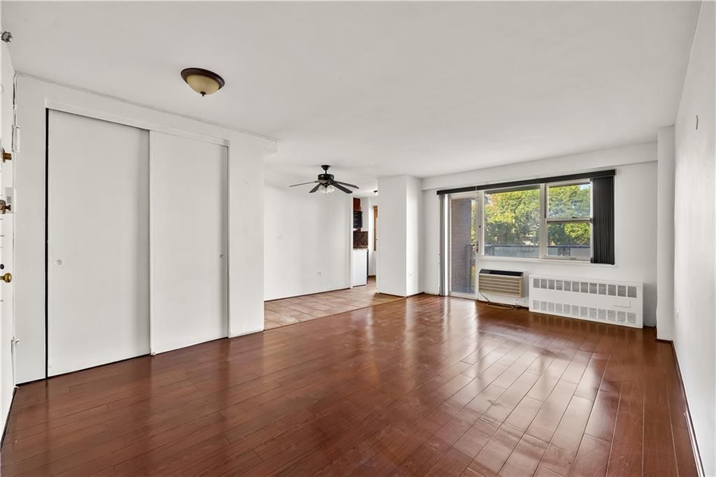 Photo of 200 Cozine Avenue #4F, Brooklyn, NY 11207 (MLS # 496815)