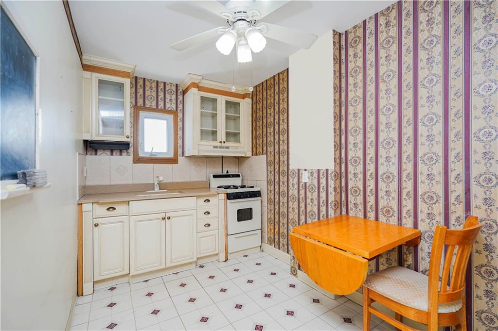 3040 Avenue T, Brooklyn, New York image 9