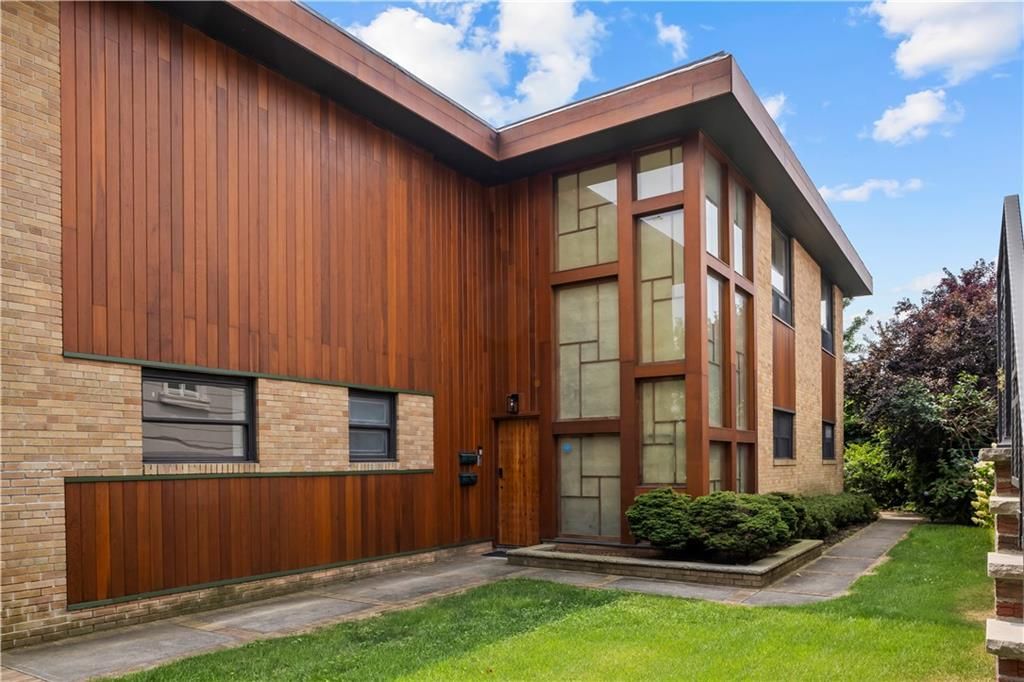 Photo of 118 Girard Street, Brooklyn, NY 11235 (MLS # 486968)