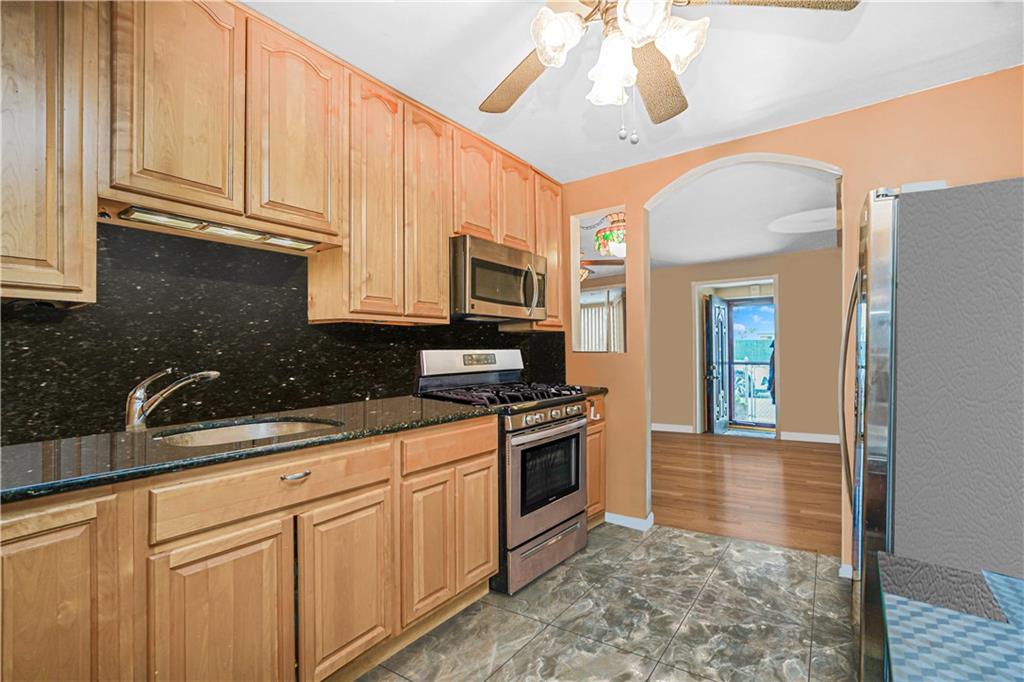 57 Aster Court, Brooklyn, New York image 12