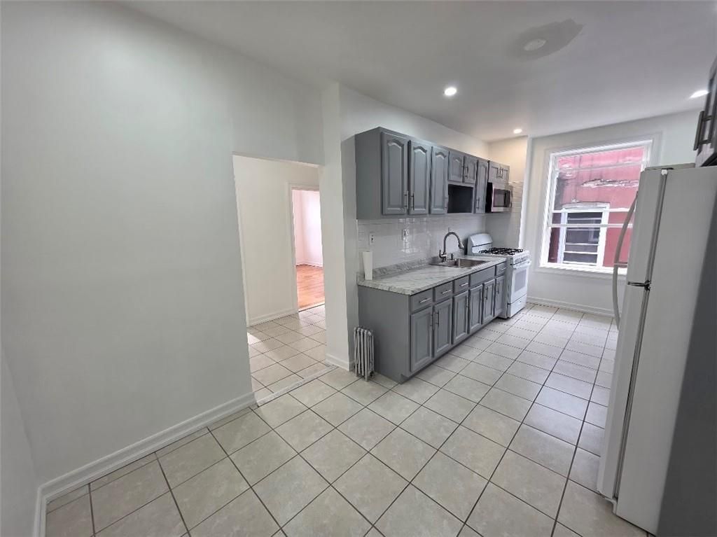 Photo of 292 Grafton Street #2, Brooklyn, NY 11212 (MLS # 495470)