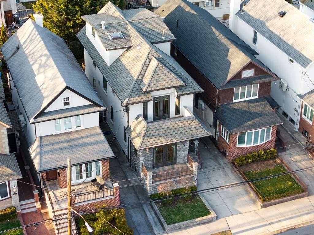 Photo of 2611 Avenue S, Brooklyn, NY 11229 (MLS # 499819)