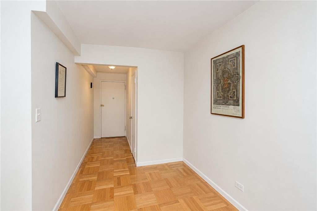 Photo of 7423 Ridge Boulevard #1G, Brooklyn, NY 11209 (MLS # 502379)