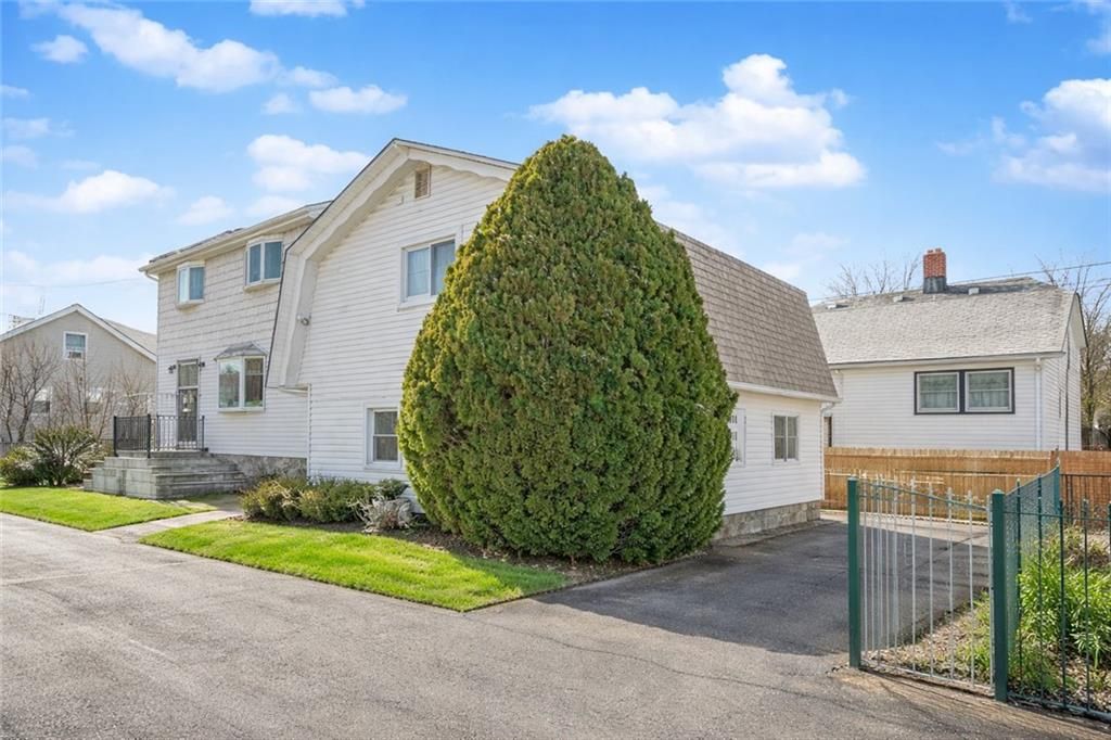 Photo of 111 Abbey Court, Brooklyn, NY 11229 (MLS # 498528)