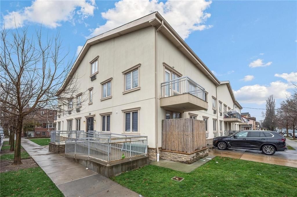 Photo of 2517 Voorhies Avenue #1J, Brooklyn, NY 11235 (MLS # 499089)