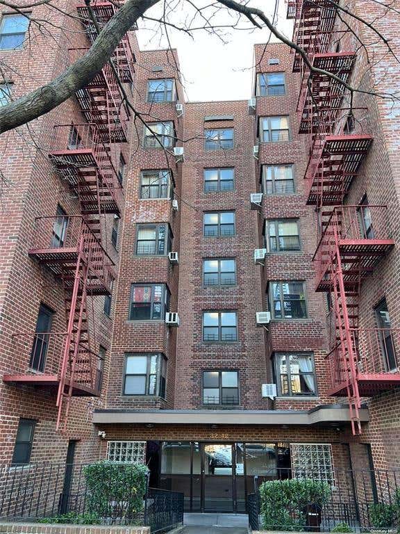 Photo of 3240 89th Street #611, East Elmhurst, NY 11369 (MLS # 503203)
