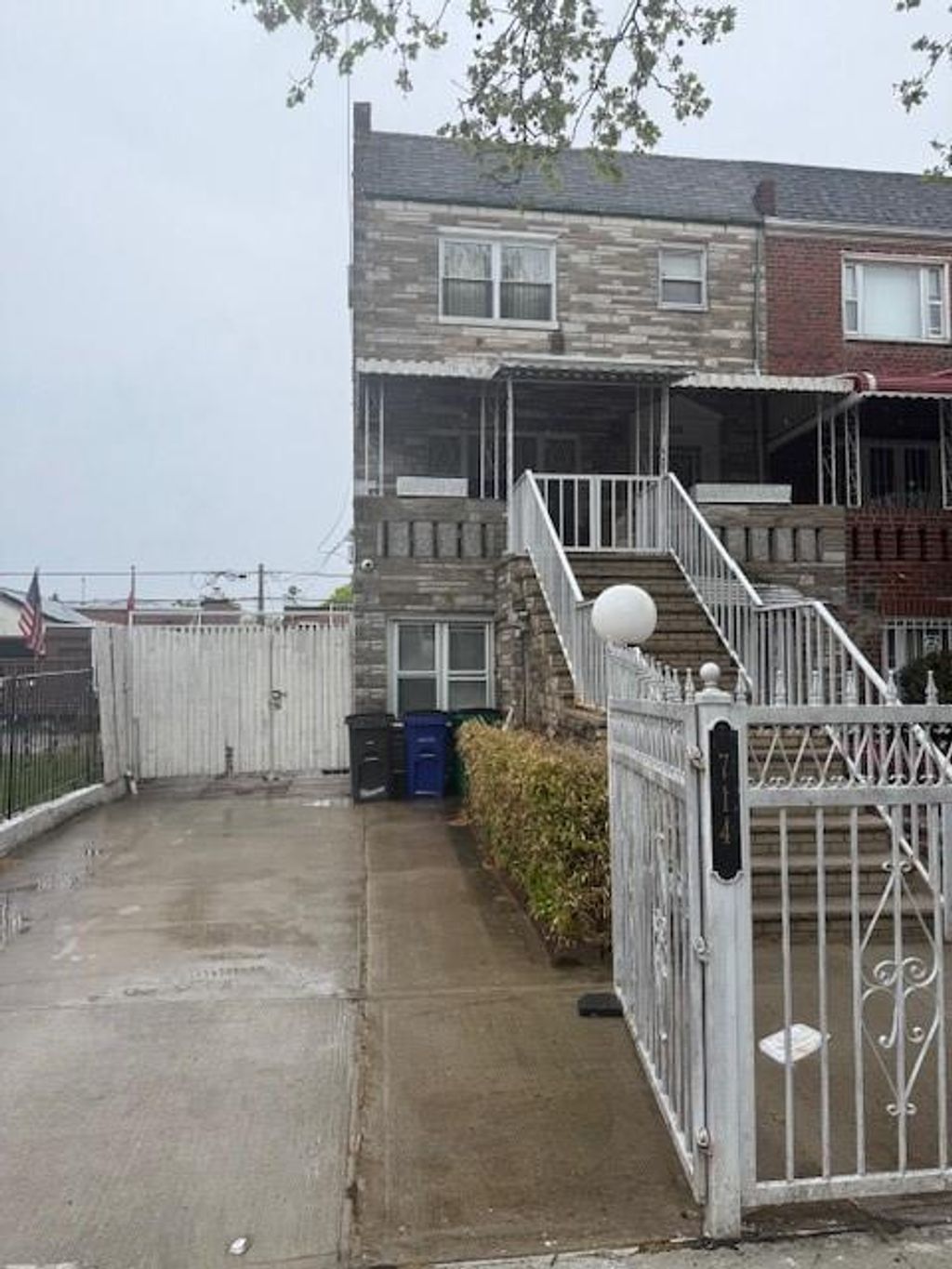 Photo of 714 EAST 95 Street, Brooklyn, NY 11236 (MLS # 501005)