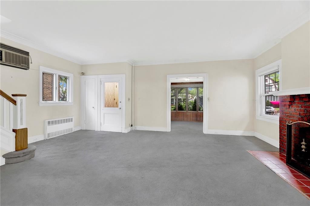 8016 Colonial Road, Brooklyn, New York image 8