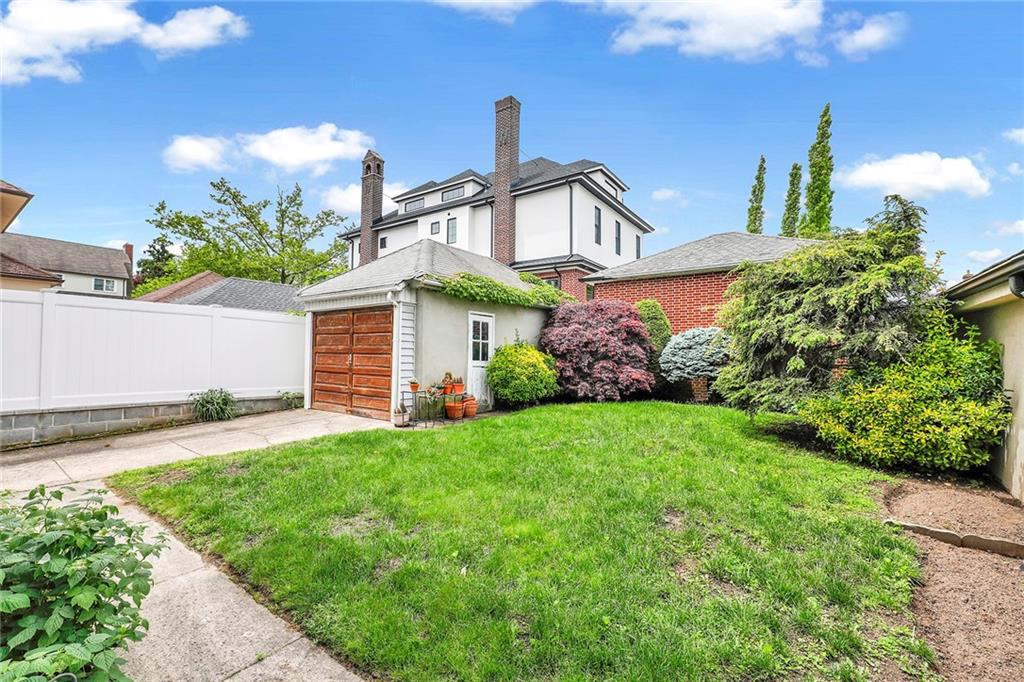 8016 Colonial Road, Brooklyn, New York image 35