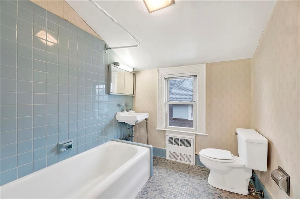 8016 Colonial Road, Brooklyn, New York image 31