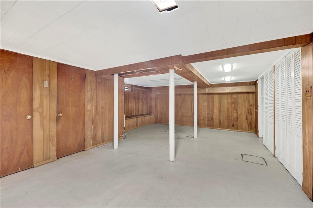 8016 Colonial Road, Brooklyn, New York image 32