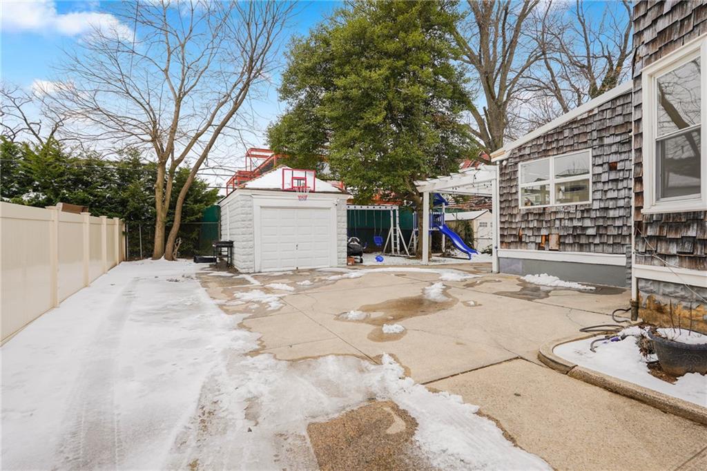 1756 23rd Street, Brooklyn, New York image 29