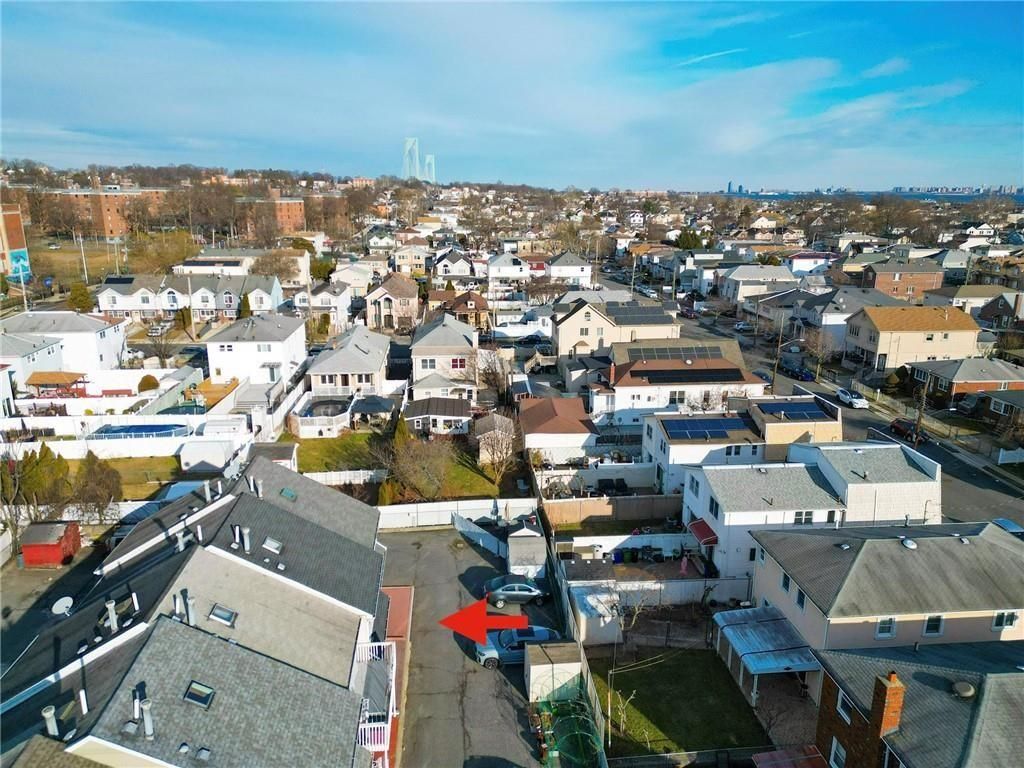 Photo of 189 Quintard Street, Staten Island, NY 10305 (MLS # 499482)