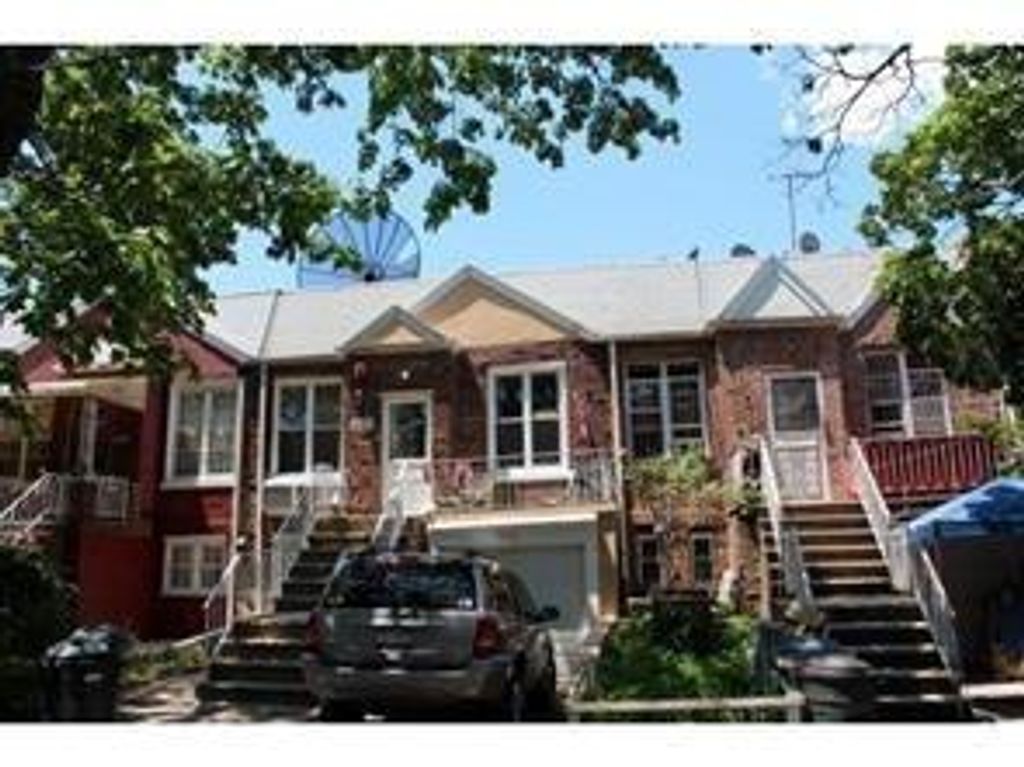 Photo of 2652 Hubbard Street, Brooklyn, NY 11235 (MLS # 500096)