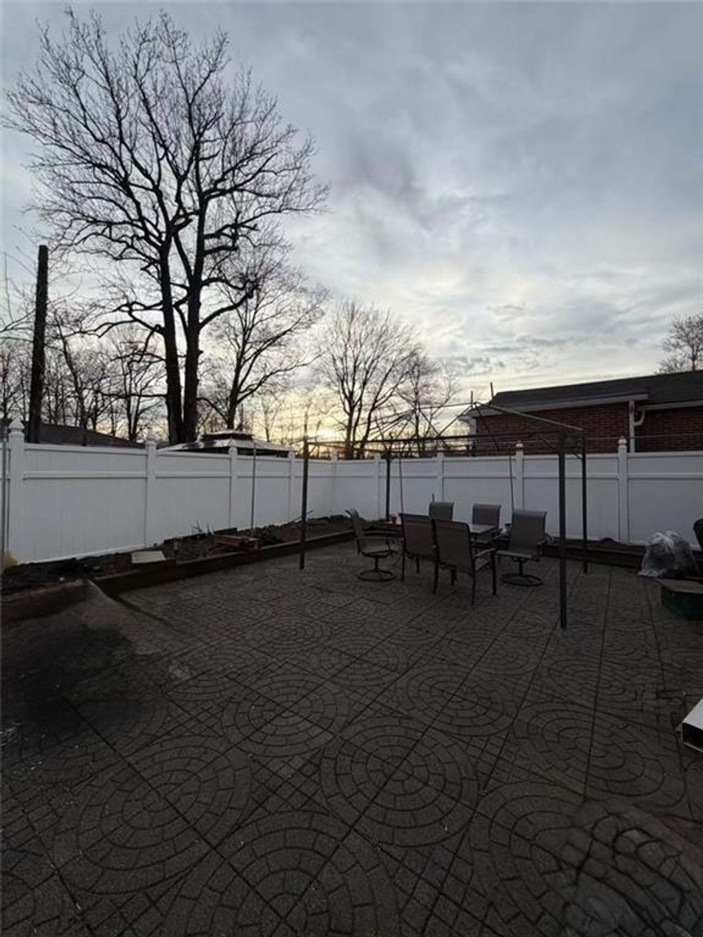Photo of 118 Guyon Avenue, Staten Island, NY 10306 (MLS # 500272)