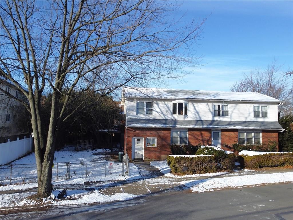 Photo of 160 Todt Hill Road, Staten Island, NY 10314 (MLS # 488151)