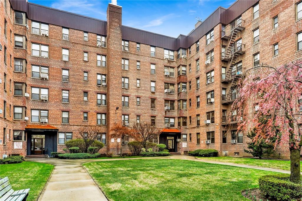 2220 Burnett Street #2B, Brooklyn, New York image 1