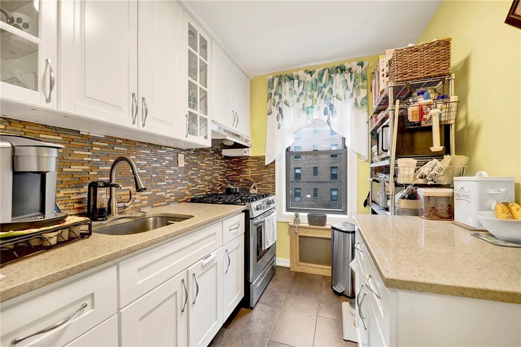 2220 Burnett Street #2B, Brooklyn, New York image 10