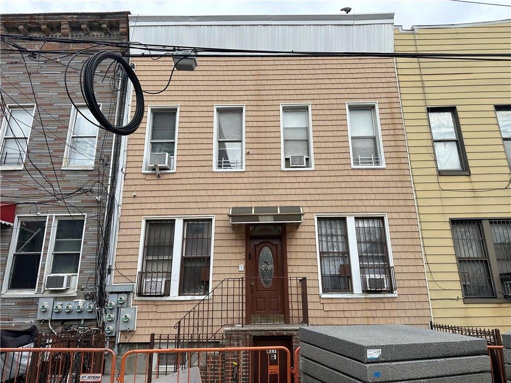 Photo 1 of 10 — 817 40 Street, Brooklyn, NY 11232